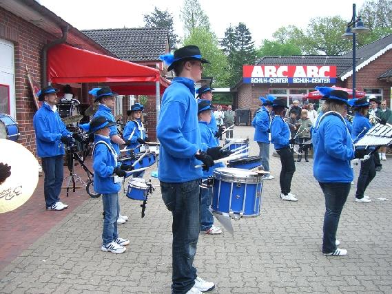  Bildname: CIMG2280.JPG 
 Breite: 640 Pixel 
 Höhe: 480 Pixel 
 Grösse: 284 kB 
