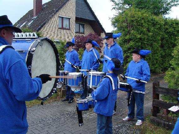  Bildname: Bild 4697.jpg 
 Breite: 640 Pixel 
 Höhe: 480 Pixel 
 Grösse: 272 kB 