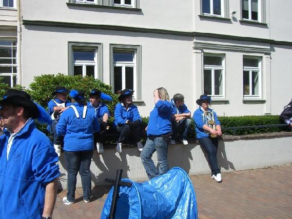  Bildname: CIMG2484.JPG 
 Breite: 640 Pixel 
 Höhe: 480 Pixel 
 Grösse: 208 kB 
