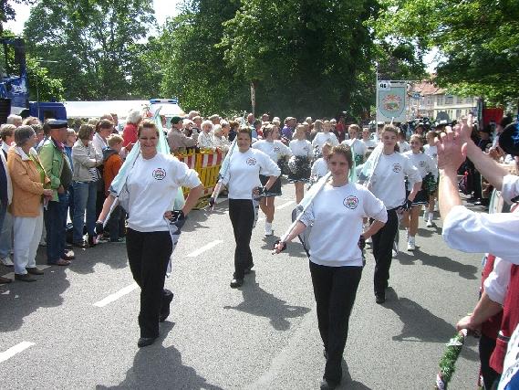  Bildname: CIMG2516.JPG 
 Breite: 640 Pixel 
 Höhe: 480 Pixel 
 Grösse: 254 kB 