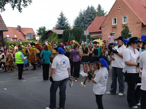  Bildname: Dorfmark_016.jpg 
 Breite: 640 Pixel 
 Höhe: 480 Pixel 
 Grösse: 109 kB 