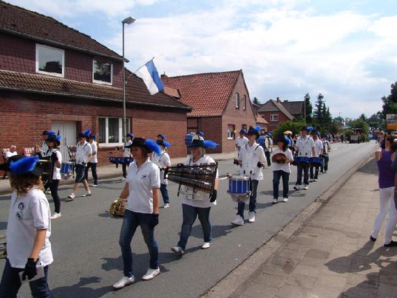  Bildname: Dorfmark_034.jpg 
 Breite: 640 Pixel 
 Höhe: 480 Pixel 
 Grösse: 100 kB 