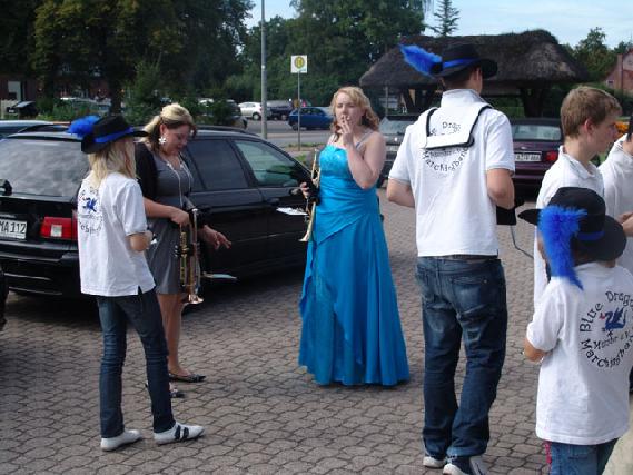  Bildname: Hochzeit_004.jpg 
 Breite: 640 Pixel 
 Höhe: 480 Pixel 
 Grösse: 106 kB 